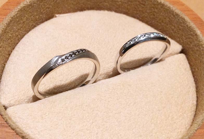 【山形】個性溢れるブラックダイヤモンドでアレンジ！コラニーの結婚指輪